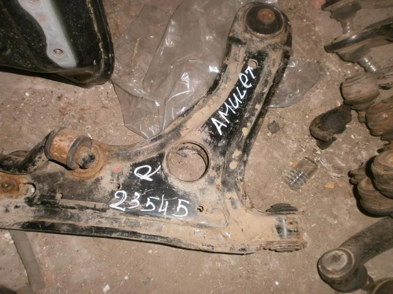 Рычаг Chery Bonus (A13) A13 (2011—2014) Перед Право