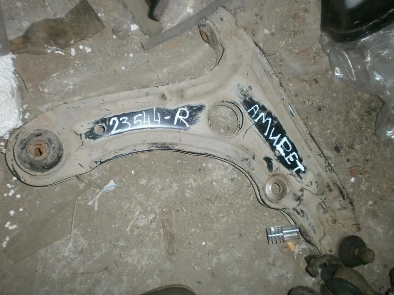 Рычаг Chery Bonus (A13) A13 (2011—2014) Перед Право