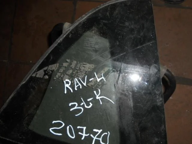 стекло Toyota RAV4 III (2005—2010) Зад Лево