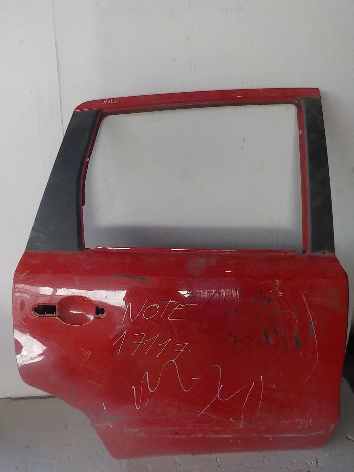 Дверь Nissan Note E11 (2005—2009) Зад Право