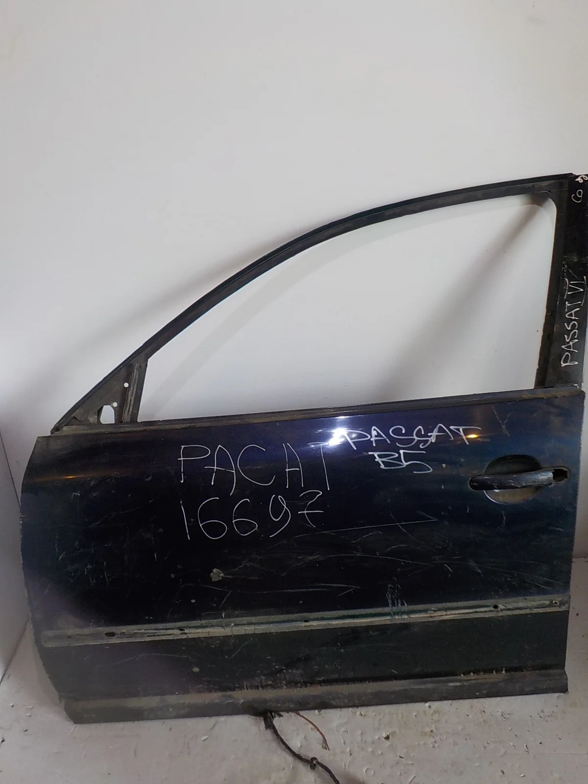 Дверь Volkswagen Passat B5 рестайлинг (2000—2005) Перед Лево