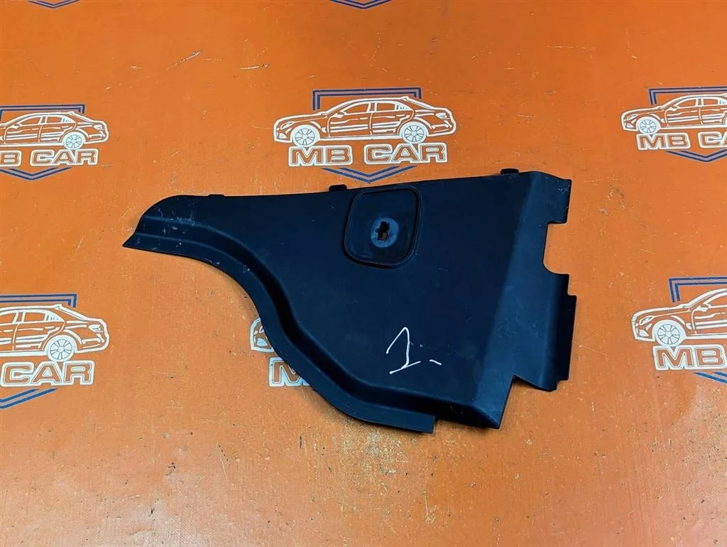 Накладка моторного отсека Mercedes-Benz