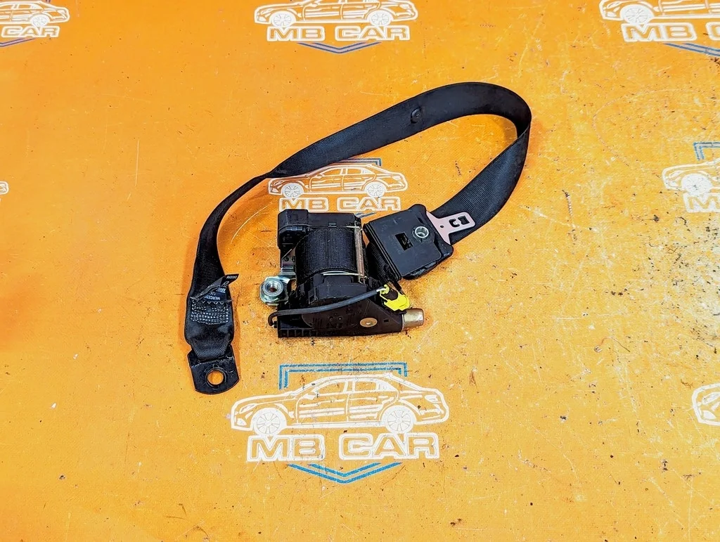 Ремень безопасности передний левый Mercedes-Benz