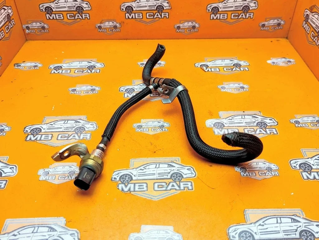 Датчик давления топлива Mercedes-Benz