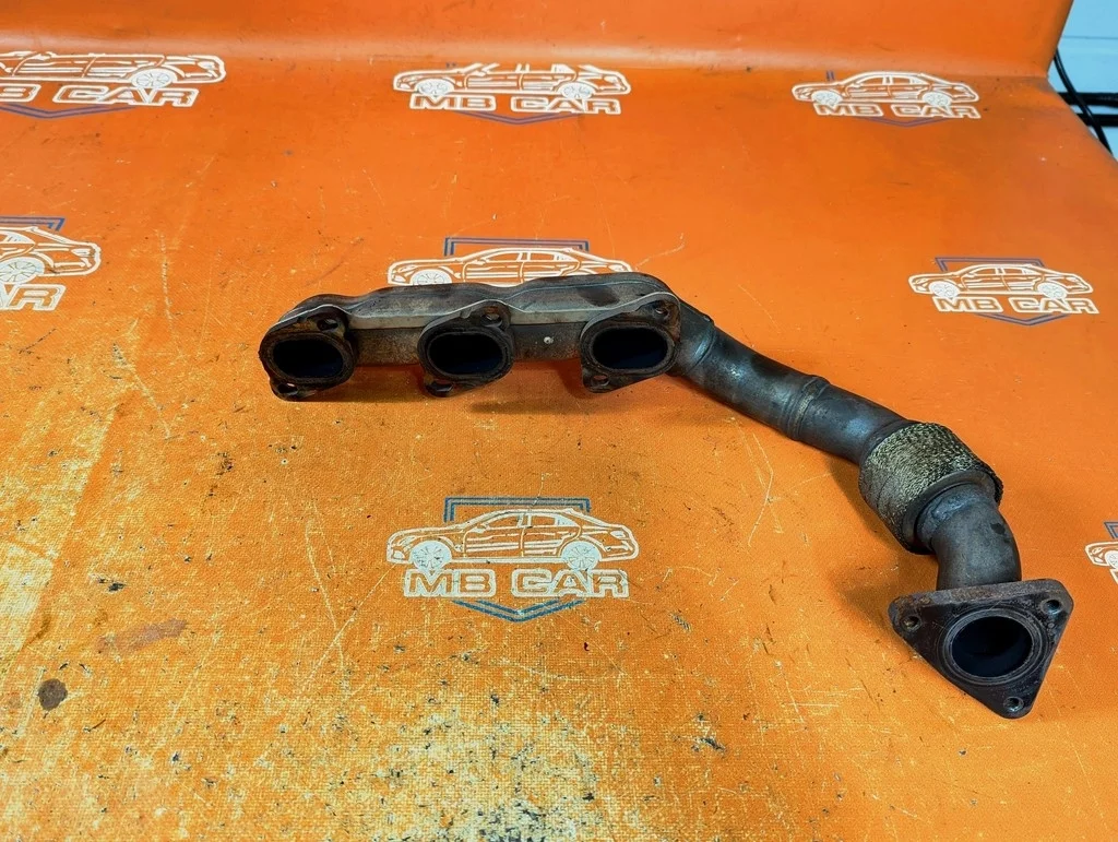 Коллектор выпускной Mercedes-Benz