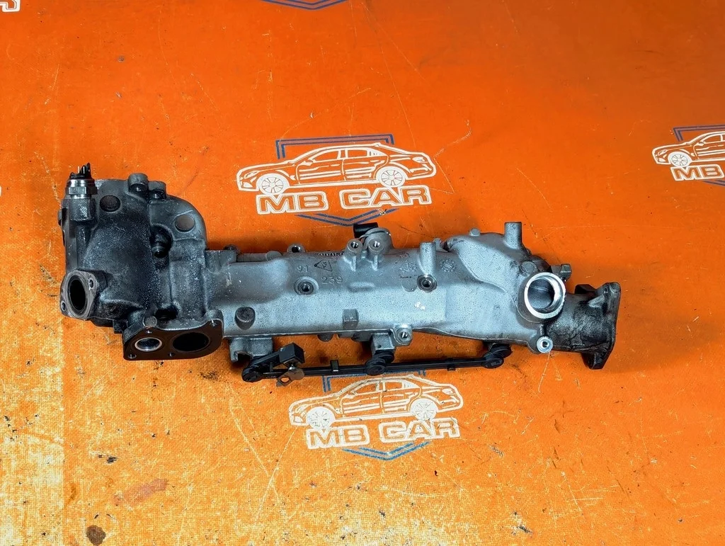 Коллектор впускной Mercedes-Benz