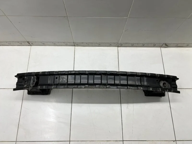 Усилитель бампера задний Mercedes-Benz CLA-Class