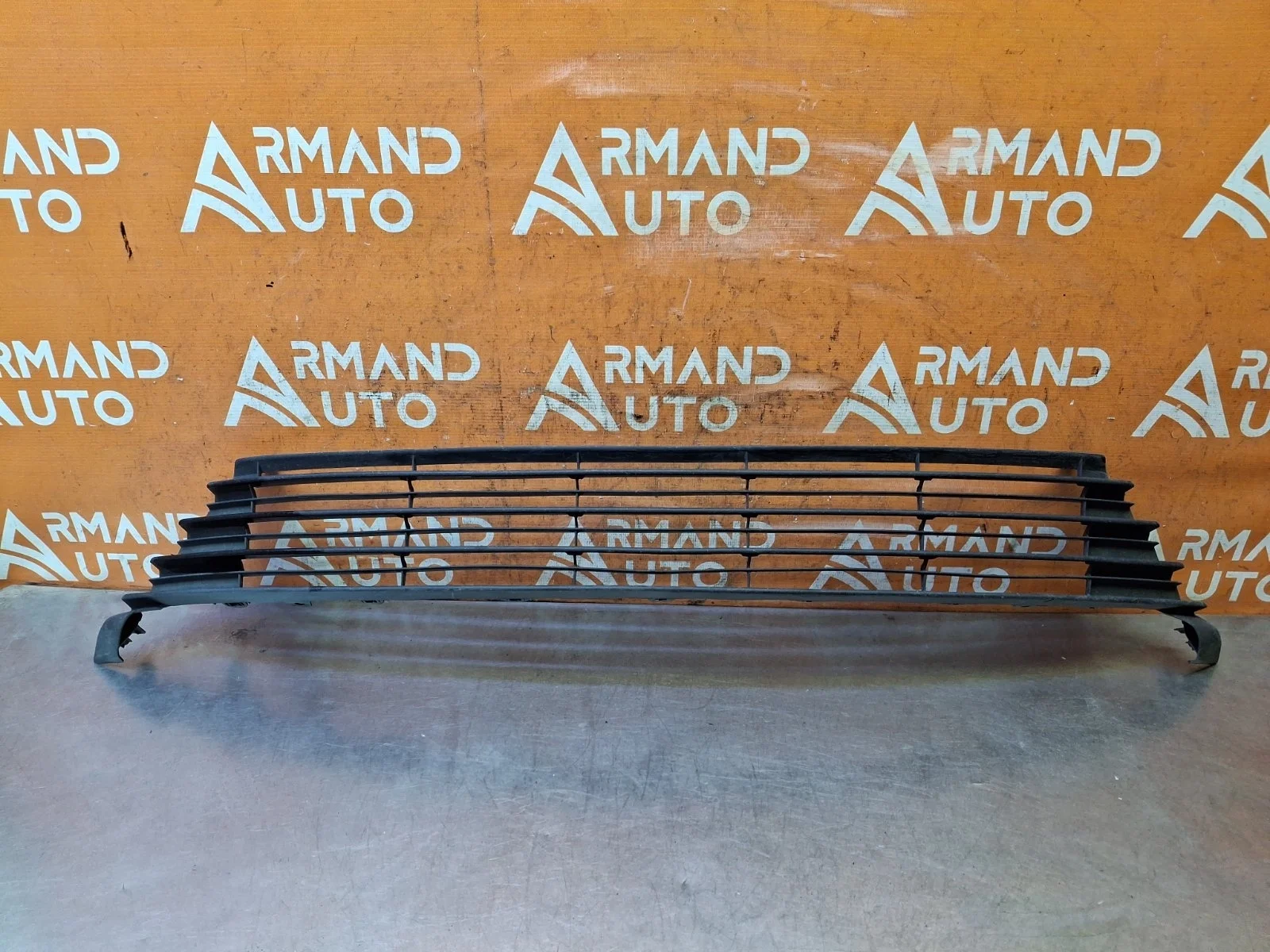 Решетка бампера Toyota Corolla 2015-2019 11 E160 E170 E180