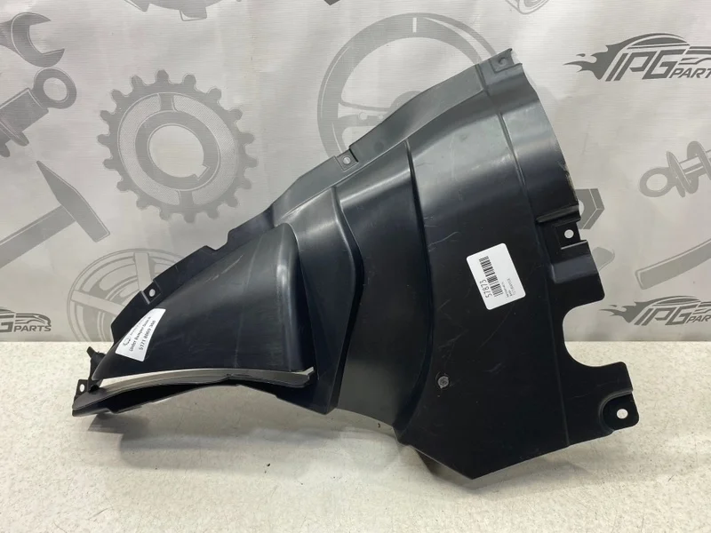 Подкрылок передний правый нижняя часть BMW X5 G05