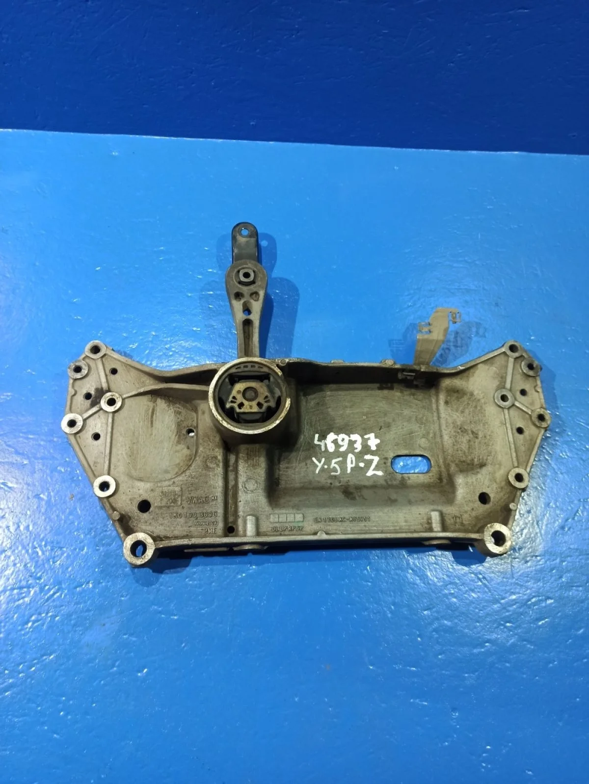 Балка подмоторная Skoda Octavia A5 1K0199369G