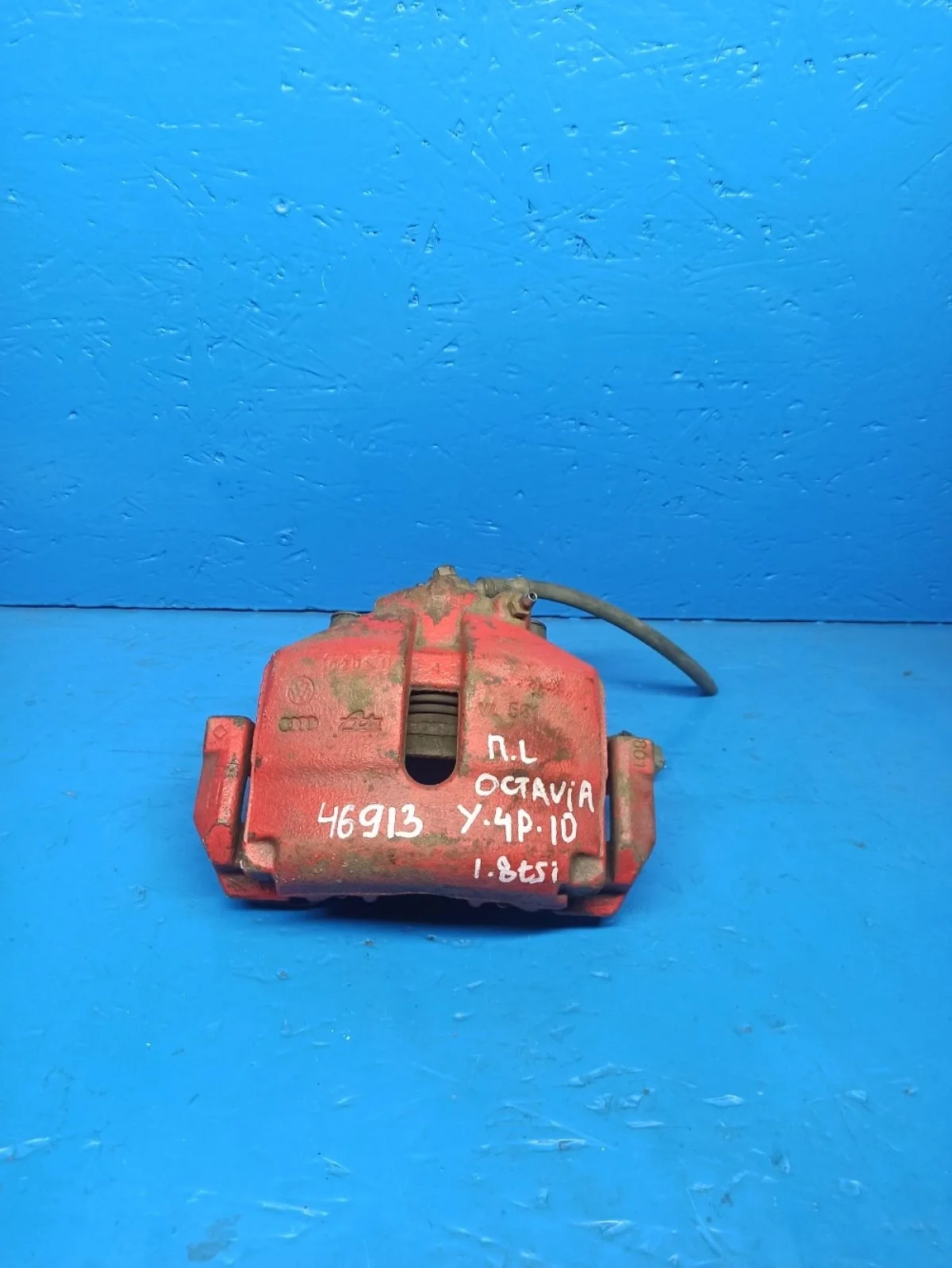 Суппорт тормозной передний левый Skoda Octavia II рестайлинг (2008—2013)