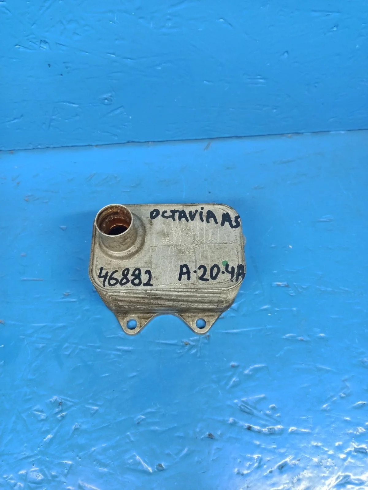 Теплообменник масляного фильтра Volkswagen Passat CC B6 (2008—2012)