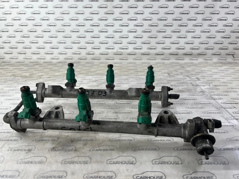 Рампа с форсунками hyundai Santa Fe 2.7 G6BA