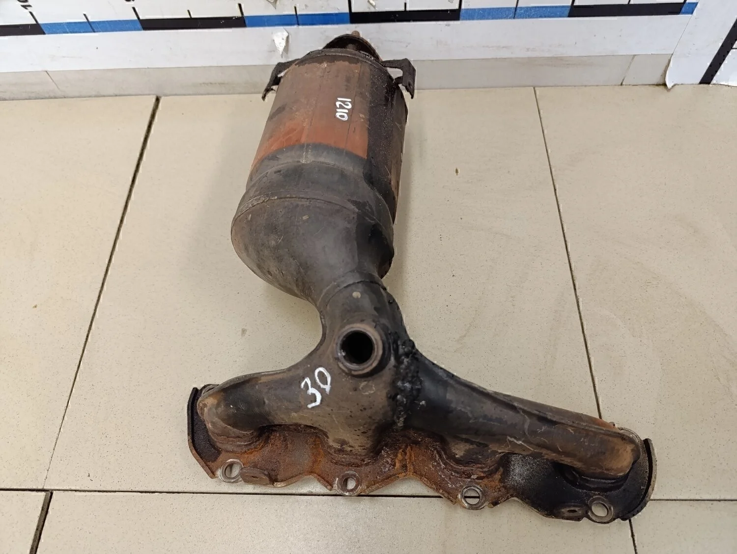 Выпускной коллектор  Polo (Sed RUS) 2011>