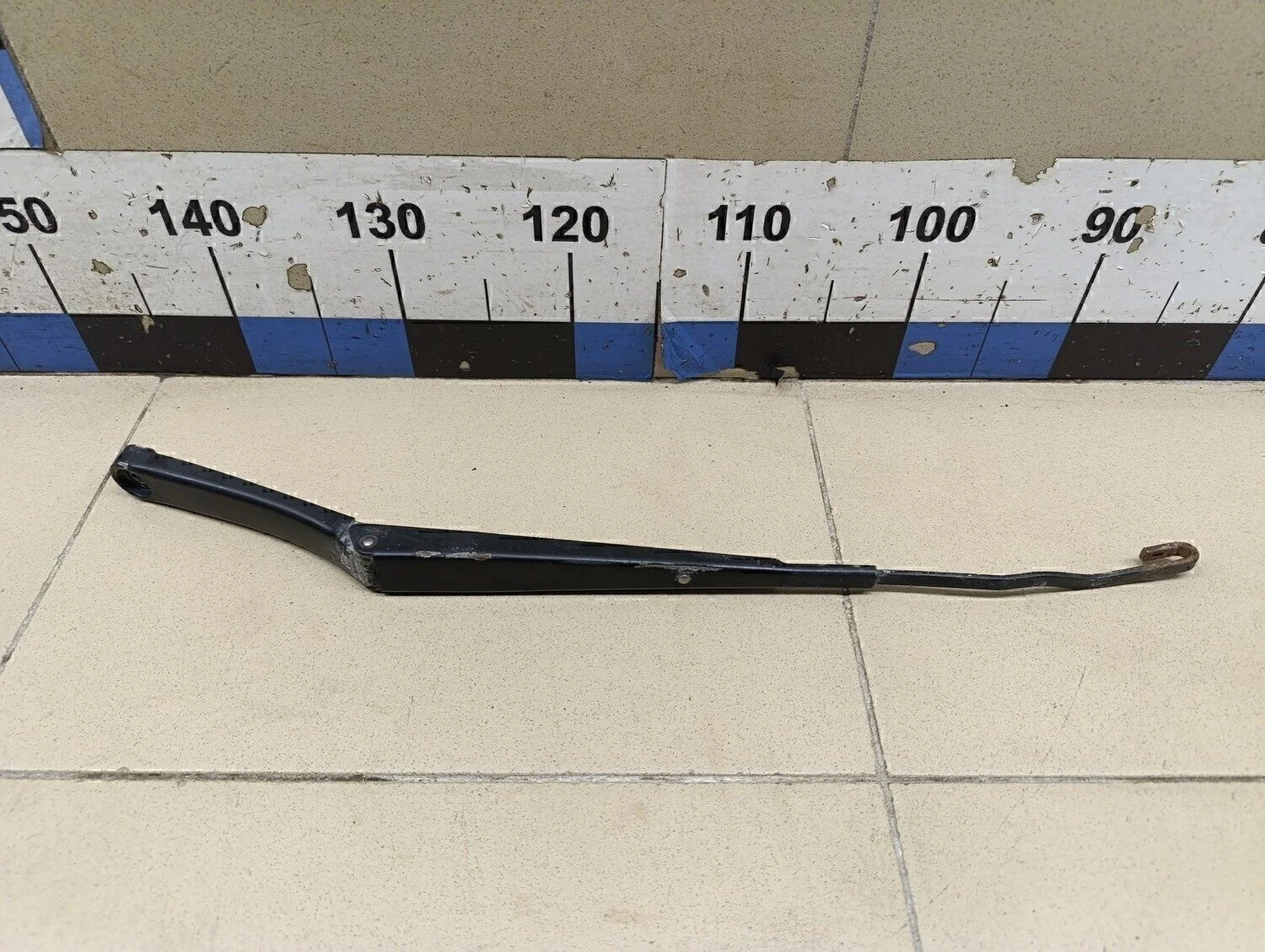 Поводок стеклоочистителя передний левый Polo (Sed RUS) 2011>