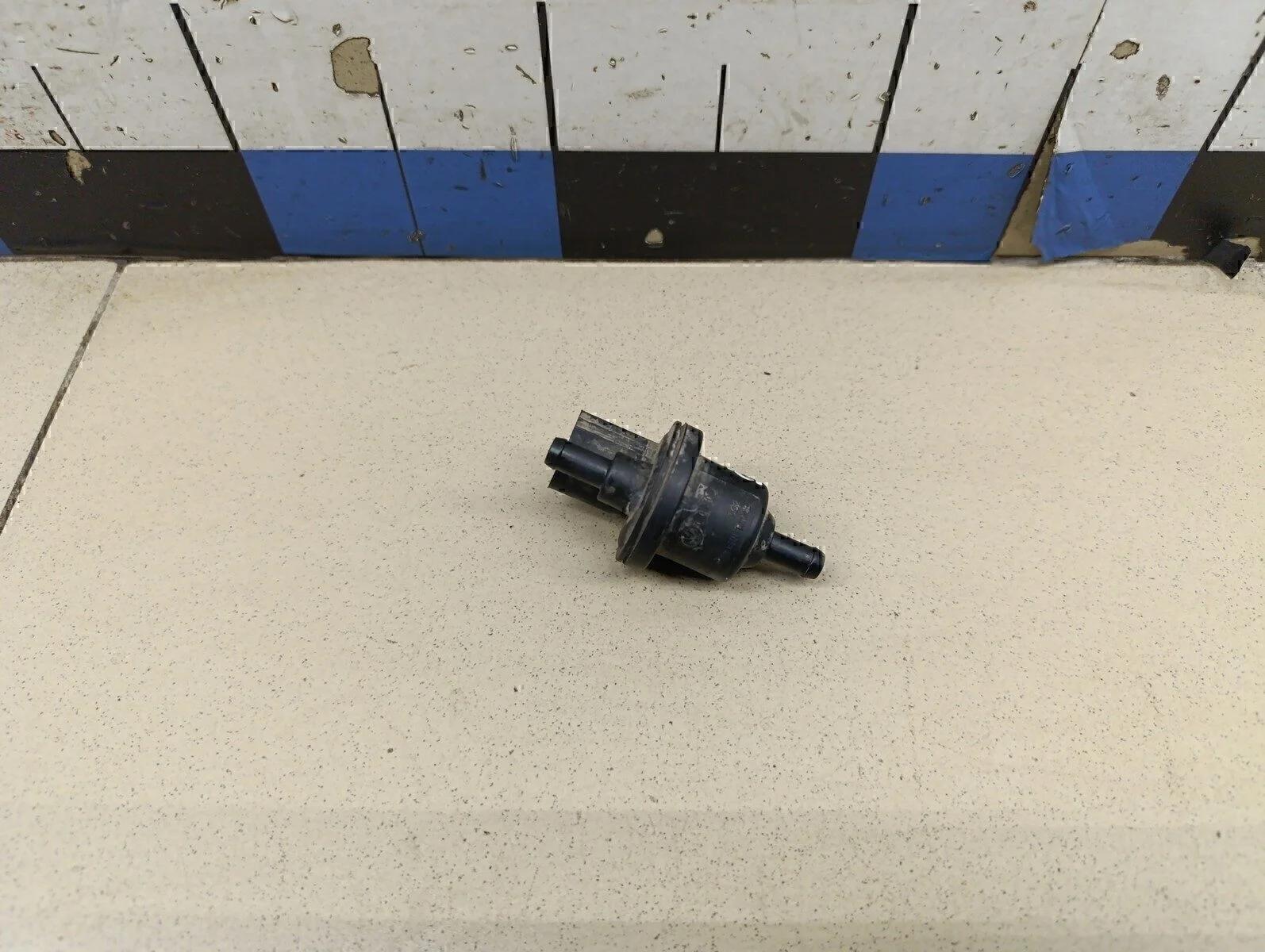 Клапан вентиляции топливного бака Fabia 1999-2006