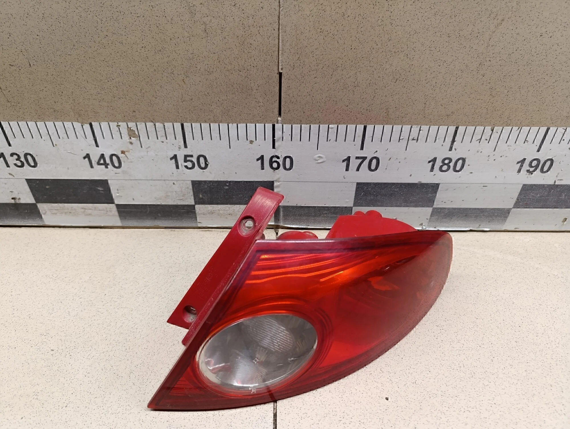 Фонарь задний наружный правый Lacetti 2003-2013