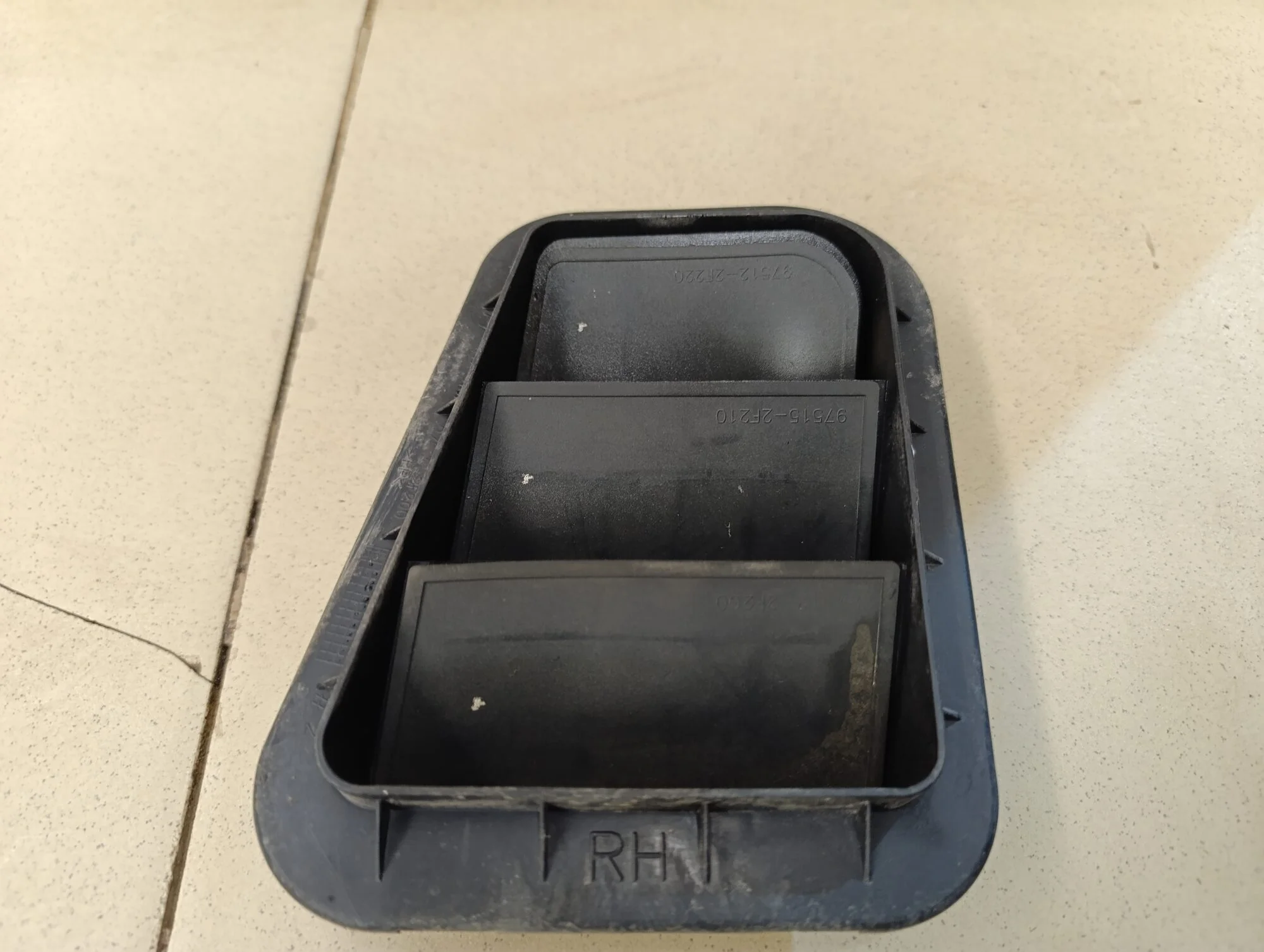 Решетка вентиляционная Solaris 2010-2017