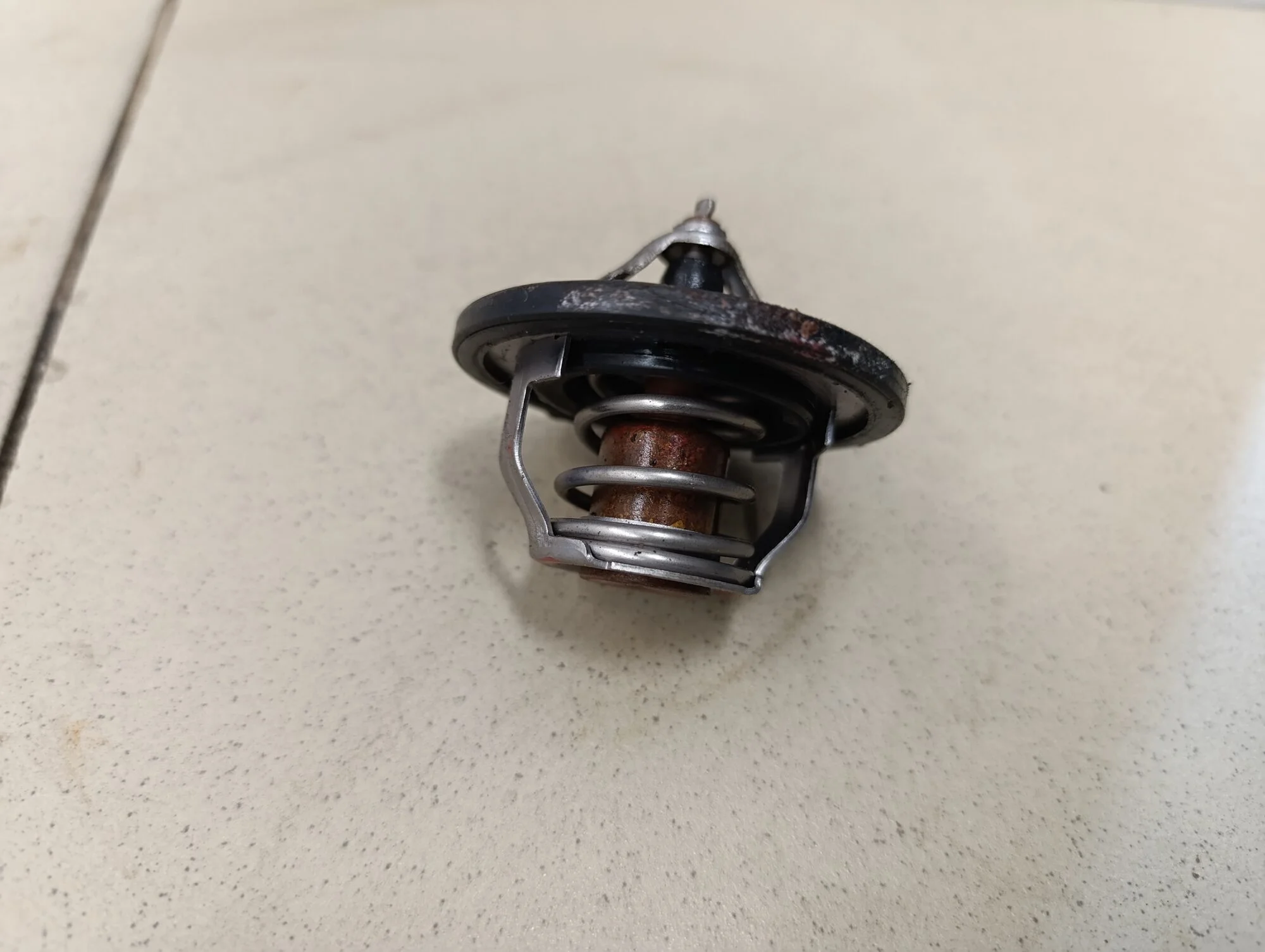 Термостат Solaris 2010-2017