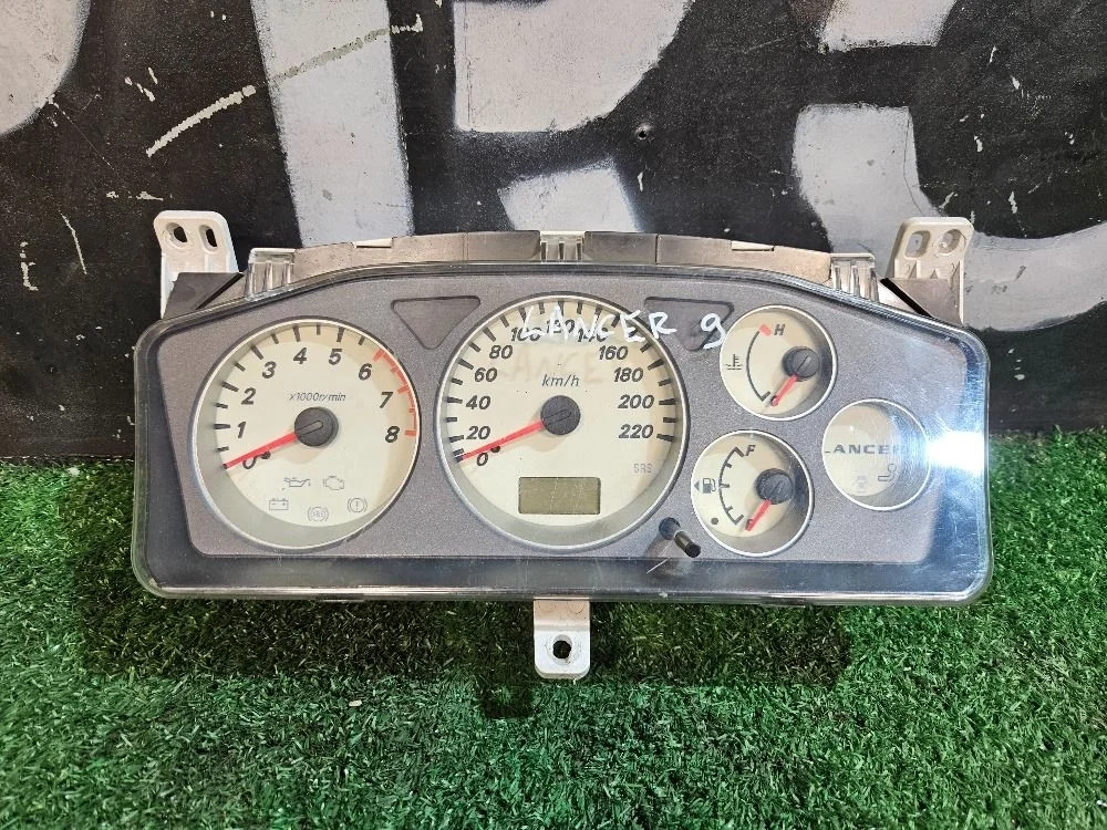 В наличии: Панель приборов Mitsubishi Lancer IX