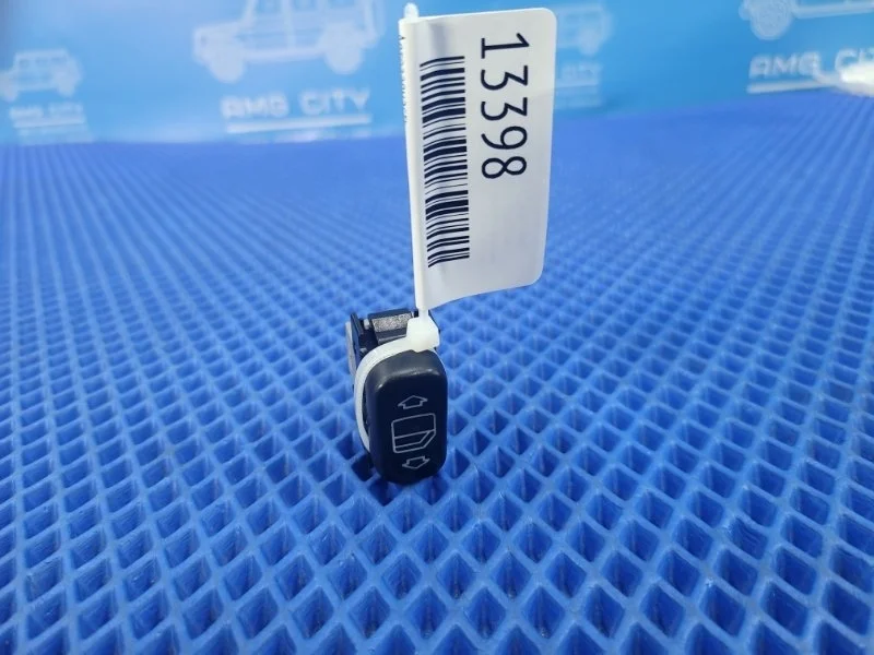 Кнопка стеклоподъемника Mercedes-Benz Slk-Class 2003 A1708201510 W170 M112