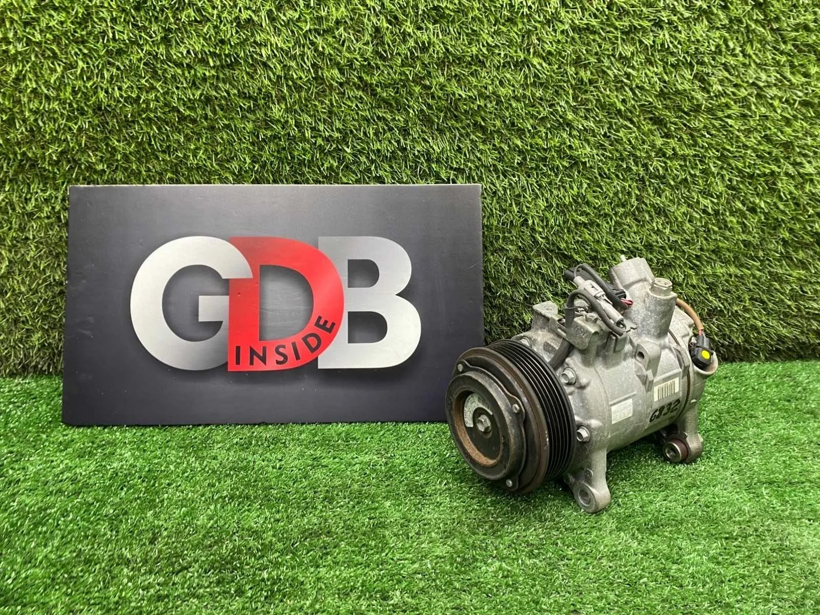 Компрессор кондиционера BMW X1 23.02.2012 64529223694 E84 N20B20A