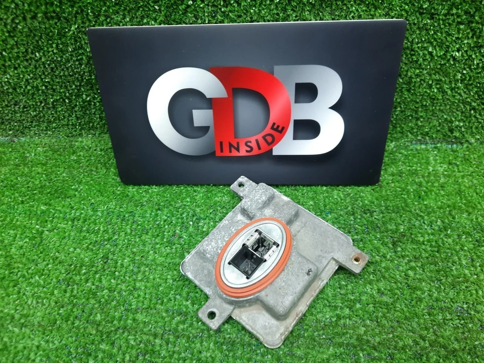 Блок розжига BMW X1 09.10.2014 63117318327 E84 N20B20A