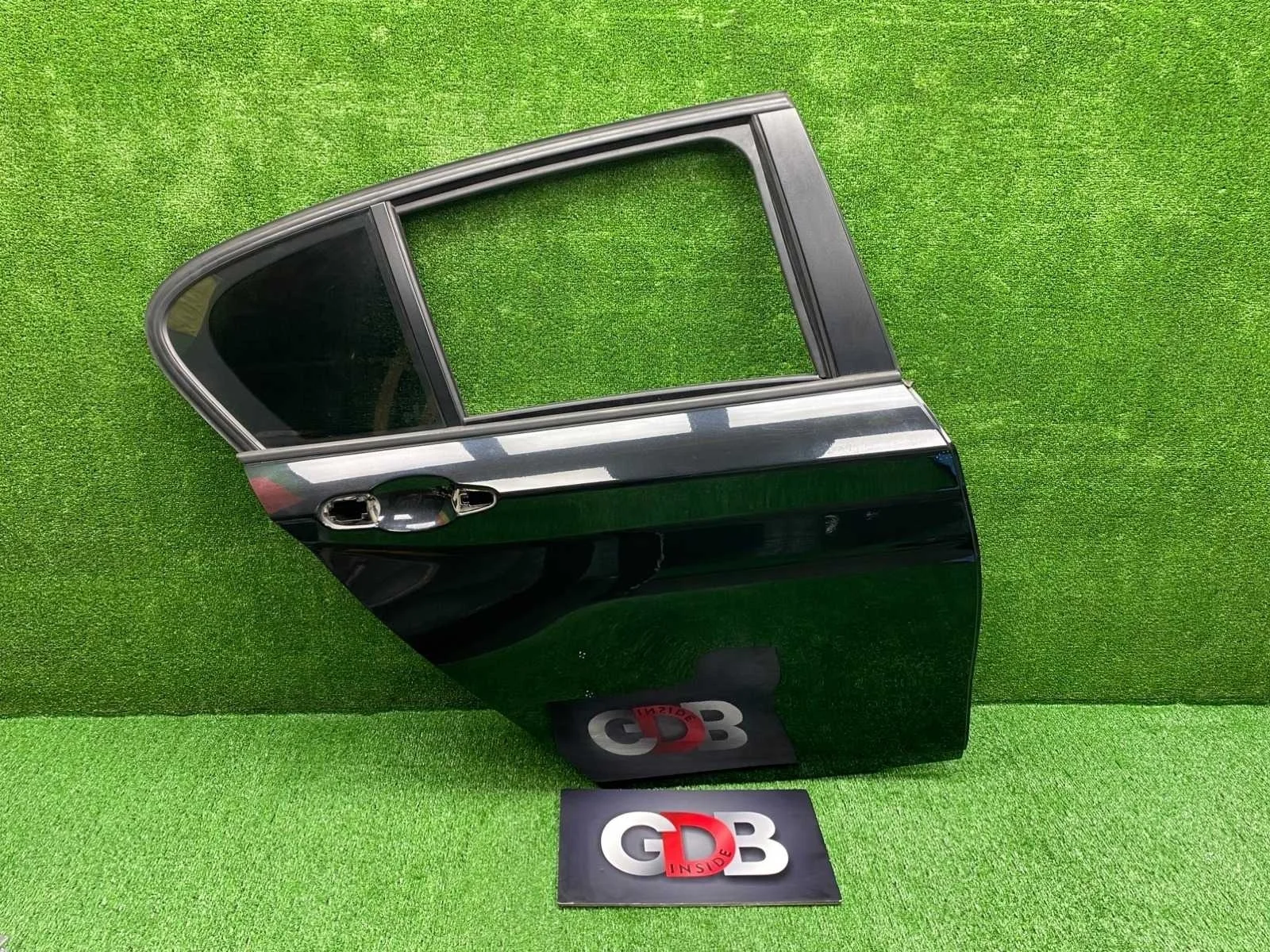 Дверь BMW 1 series 22.06.2015 41527284516 F20 N13B16A, задняя правая