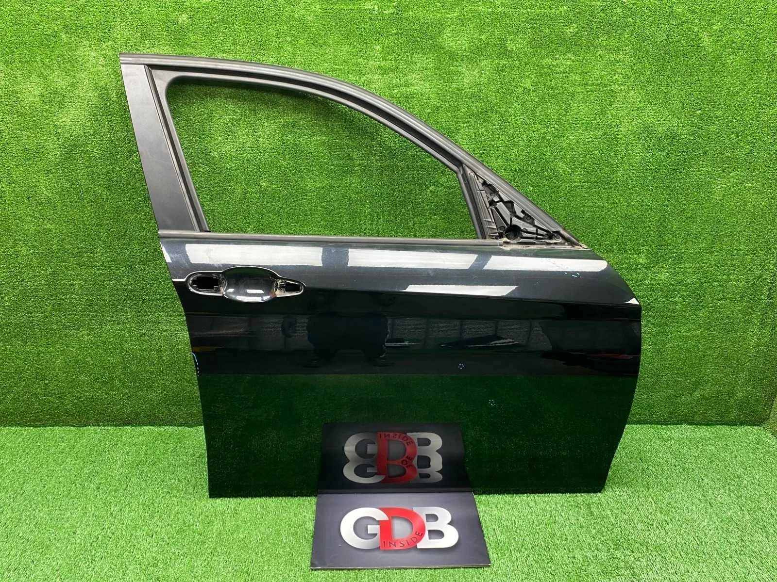 Дверь BMW 1 series 22.06.2015 41007284512 F20 N13B16A, передняя правая