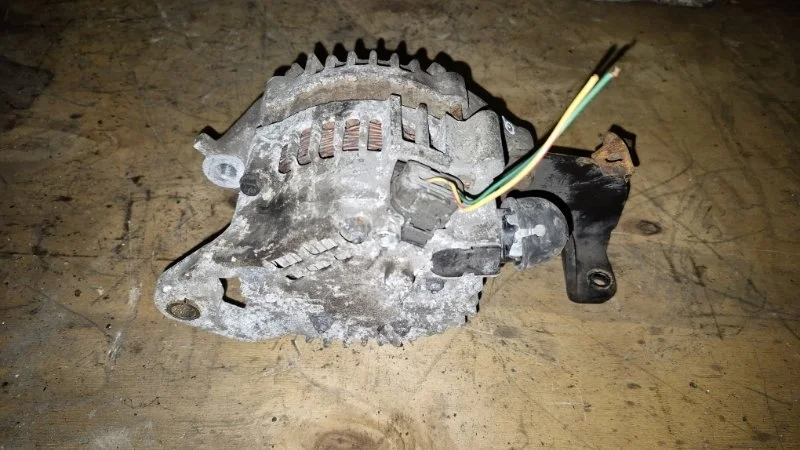 Генератор Nissan Primera 2000 P11E