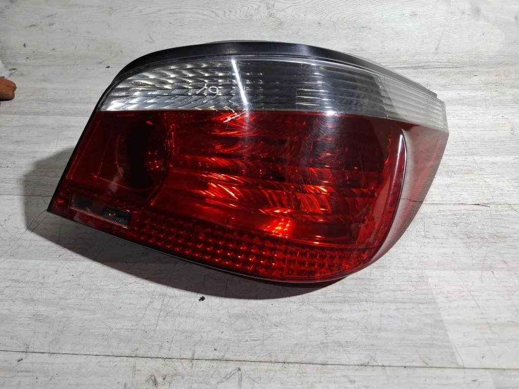 Фонарь BMW 5 E60 2005