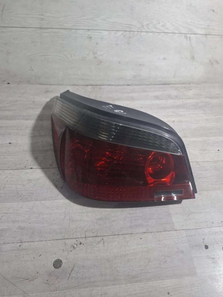 Фонарь BMW 5 E60 2005