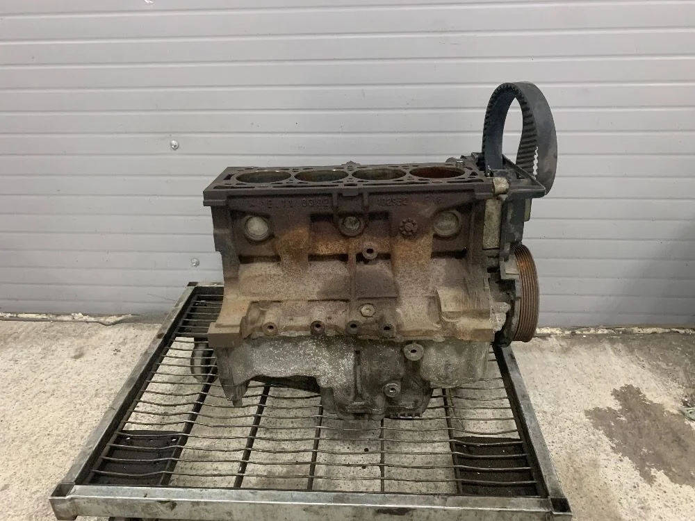 Двигатель Renault Sandero I (2009—2014) Renault Sandero I (2009—2014)  7701472829