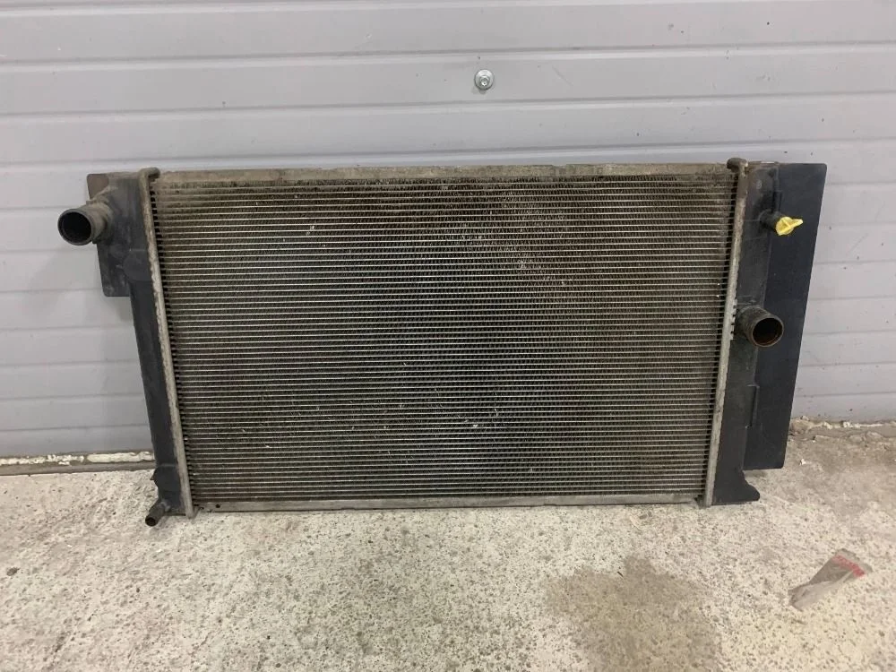 Радиатор основной Toyota Corolla X (2006—2010) б.у