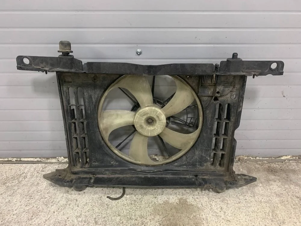 Диффузор вентилятора Toyota Corolla X (2006—2010) б.у