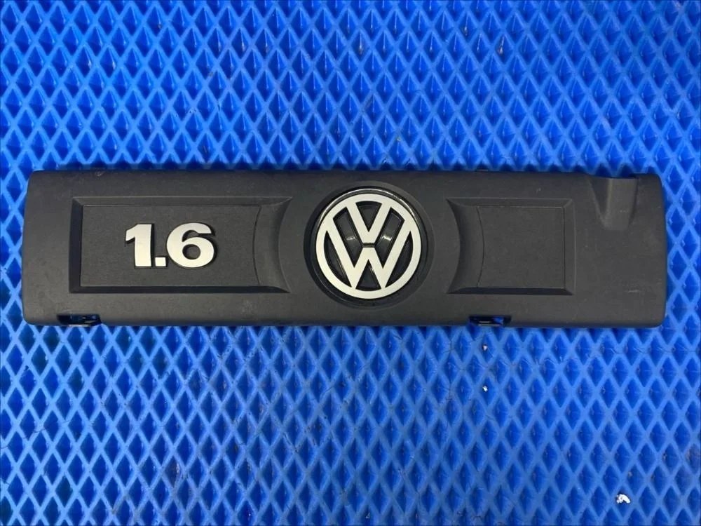 Накладка декоративная Volkswagen Polo V (2009—2015) б.у