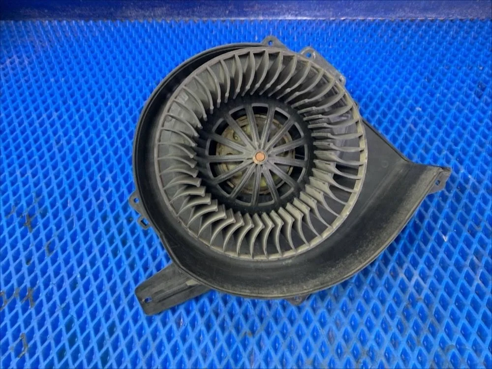 Моторчик печки Volkswagen Polo V (2009—2015) б.у