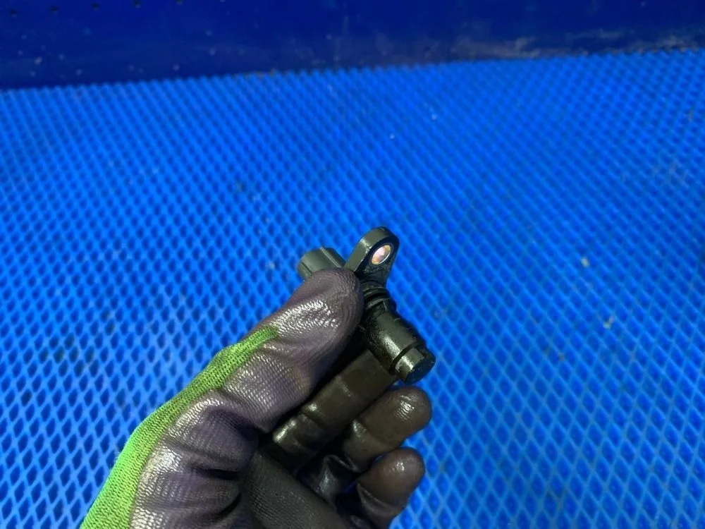 Датчик положения распредвала Toyota Corolla X (2006—2010) б.у