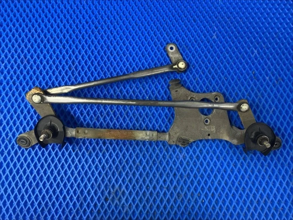 Трапеция стеклоочистителей Toyota Corolla X (2006—2010) б.у