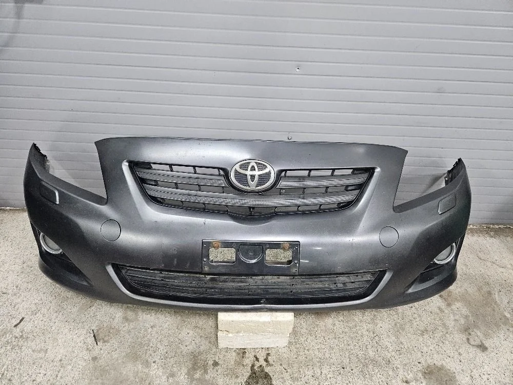 Бампер передний Toyota Corolla X (2006—2010) б.у