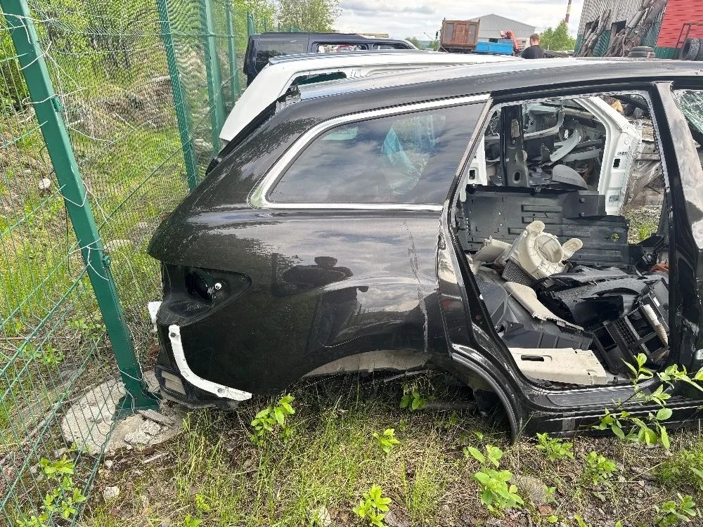 Крыло заднее правое Mazda CX-7 I рестайлинг (2009—2012)