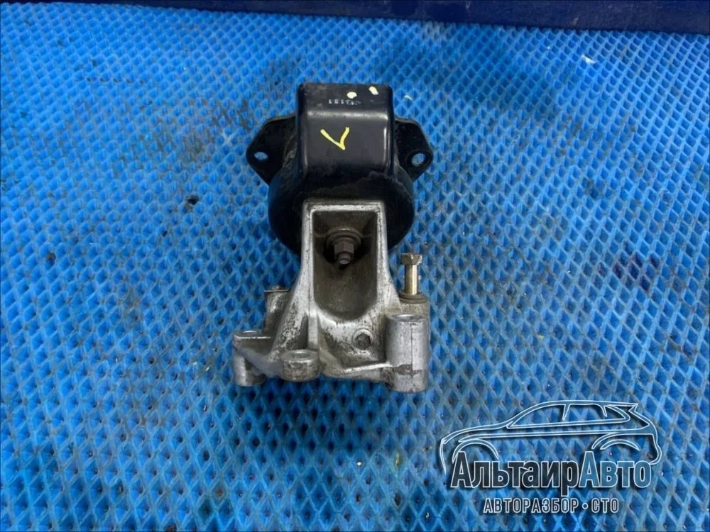 Подушка двигателя Mitsubishi Pajero III рестайлинг (2002—2006) Mitsubishi Pajero III рестайлинг (2002—2006) V63W MR510056