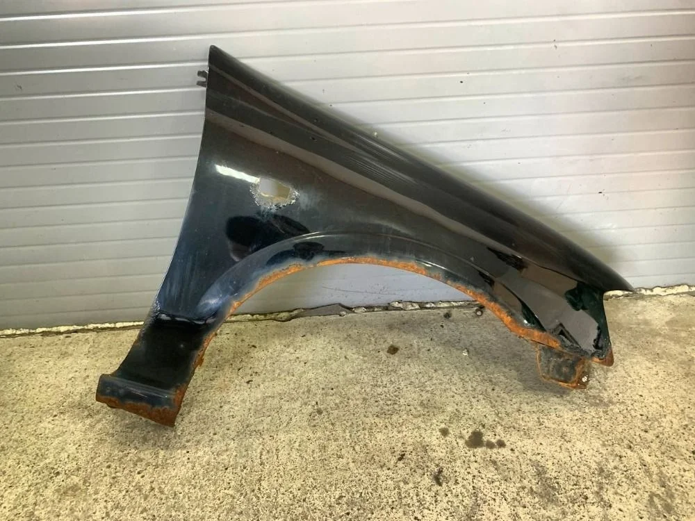 Крыло переднее правое Nissan Almera Classic I (2006—2013) б.у