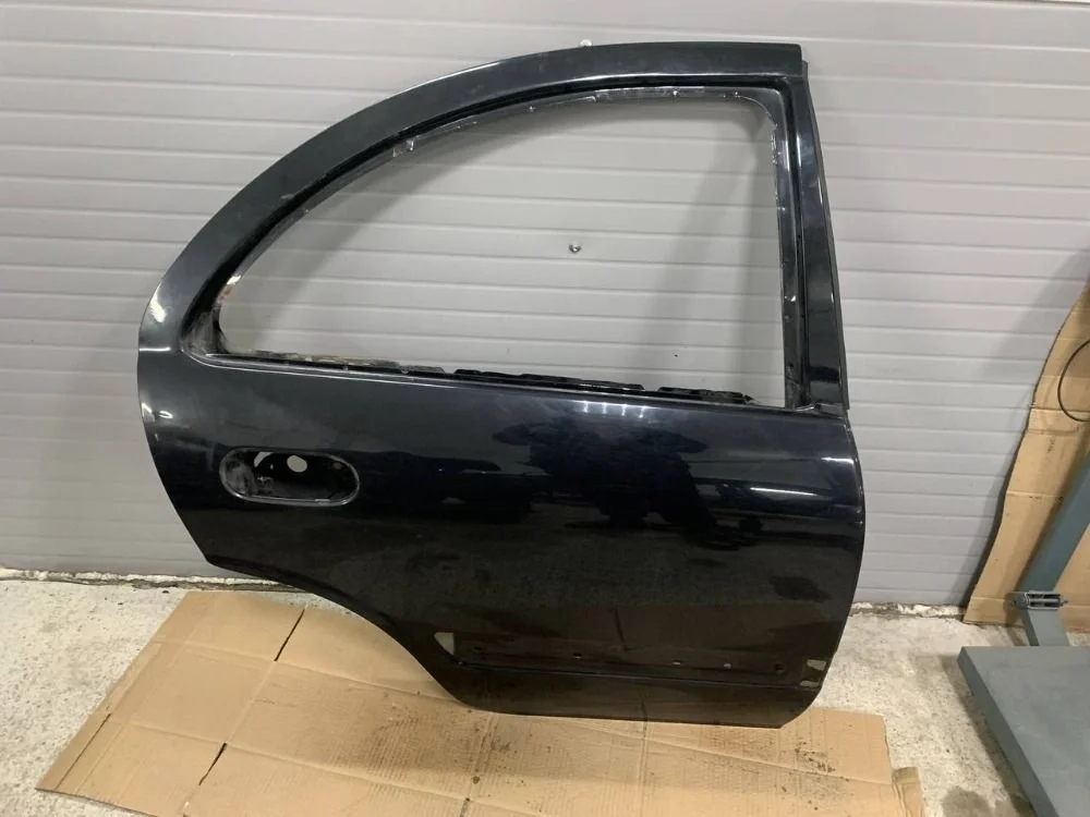 Дверь задняя правая Nissan Almera Classic I (2006—2013) б.у