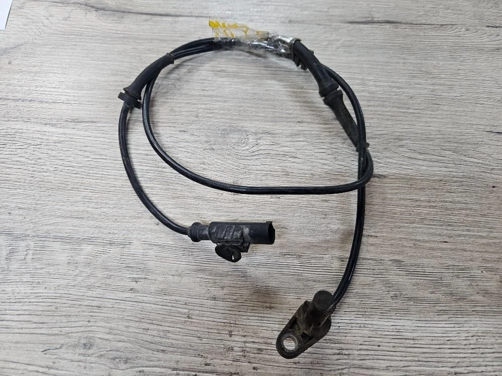 Датчик ABS Land Rover Discovery III (2004—2009) Land Rover Discovery III (2004—2009) L319 SSB 500092