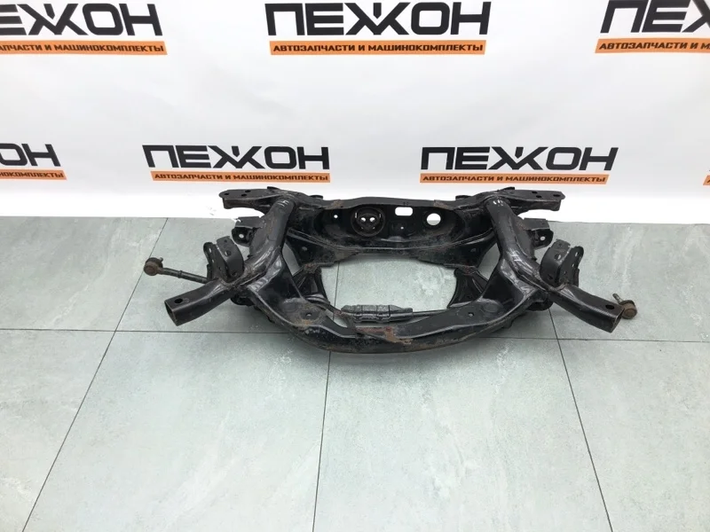 Балка подвески Lexus NX300h 2018 5120648060 2.5 2ARFXE, задняя