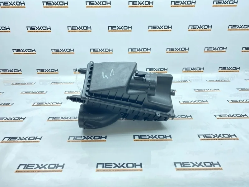 Корпус воздушного фильтра LAND ROVER Range Rover 2013 LR036425 L405 4.4 448DT, правый