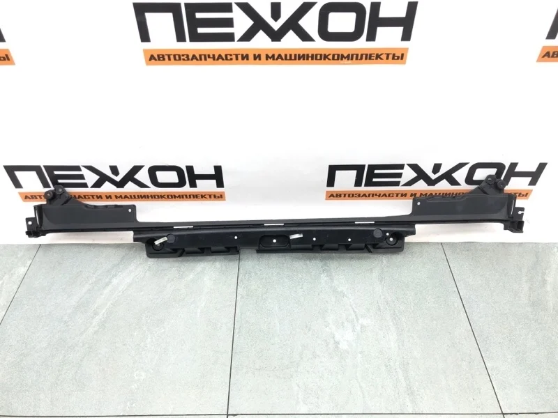 Кронштейн бампера LAND ROVER Range Rover 2013 LR037923 L405 4.4 448DT, задний