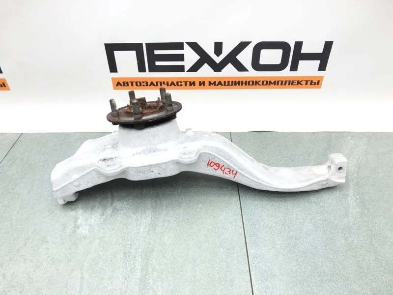 Кулак LAND ROVER Range Rover 2013 LR040119 L405 4.4 448DT, передний левый