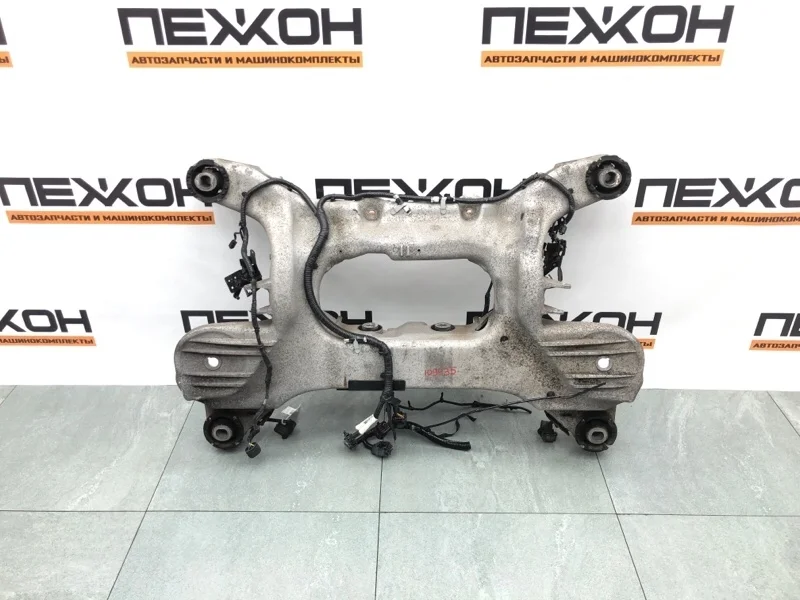 Подрамник LAND ROVER Range Rover 2013 LR037517 L405 4.4 448DT, задний